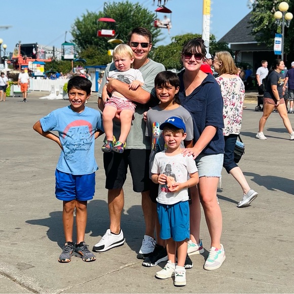 Meet your Posher, Abby - Picture 1 of 1